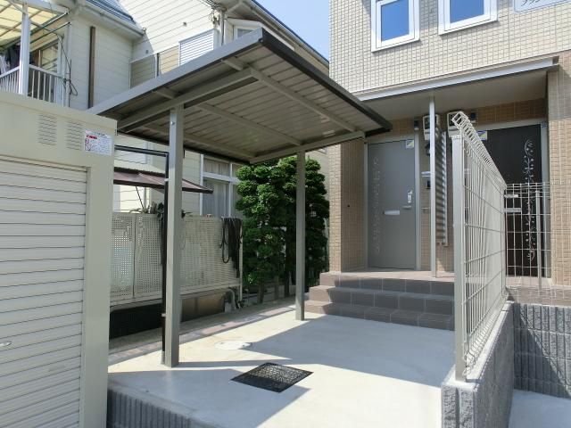 その他共有部分　屋根付き自転車置き場