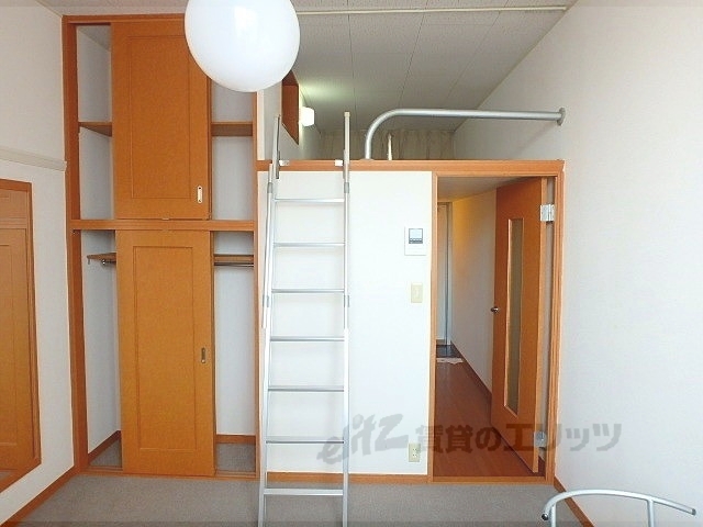 居室・リビング　洋室