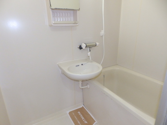 バス・シャワールーム　浴室