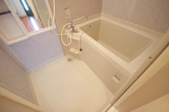 バス・シャワールーム　別室の参考写真です。※現況優先