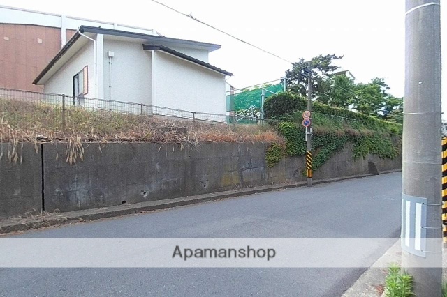 その他　前面道路（その他）まで0m