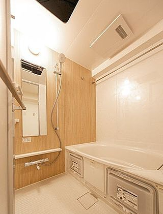 バス・シャワールーム　※別部屋参考写真