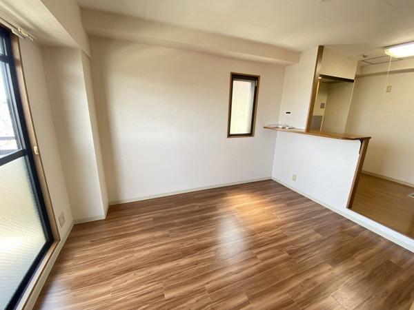 居室・リビング　カウンターキッチン！