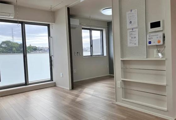 居室・リビング　テラスに面したリビング♪