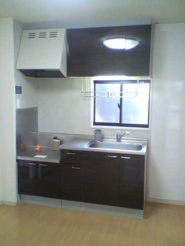 キッチン　窓有り