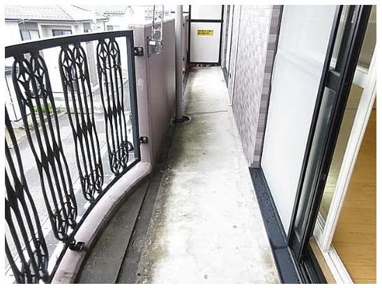 バルコニー　全部屋にバルコニー付き☆