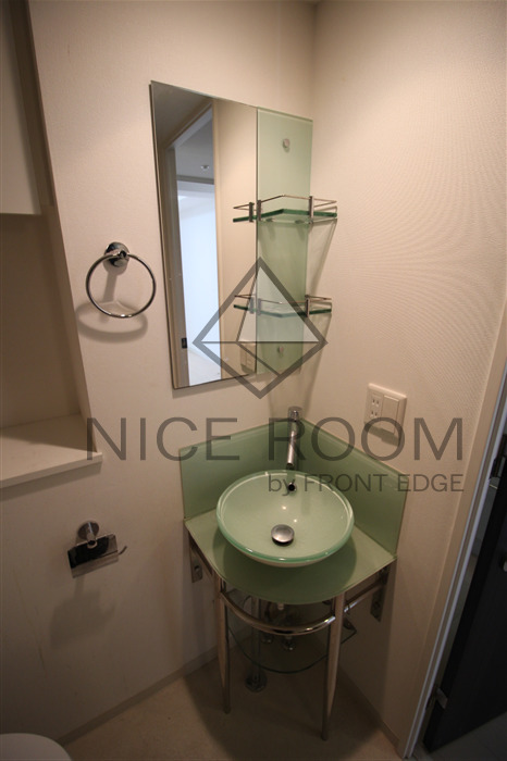 洗面設備　ラシュレエグゼ本町　独立洗面台