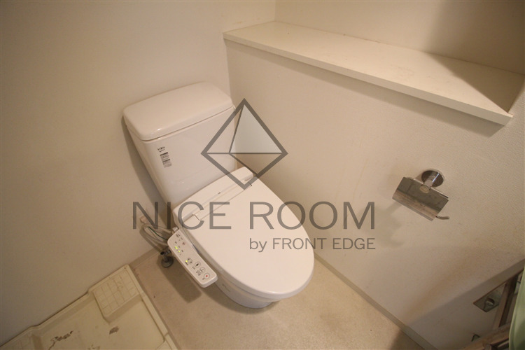 トイレ　ラシュレエグゼ本町　トイレ