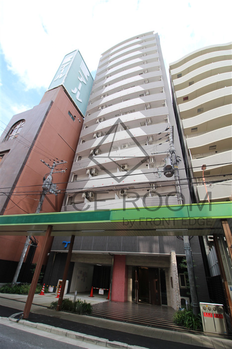 建物外観　ラシュレエグゼ本町　外観