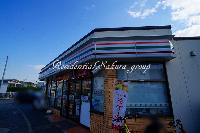 コンビニ　セブン-イレブン 逗子５丁目店（コンビニ）まで974m