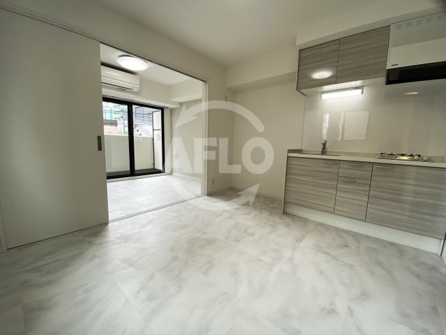 居室・リビング　アートレジデンス上町　リビング