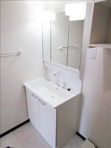 洗面設備　シャンプードレッサー完備です