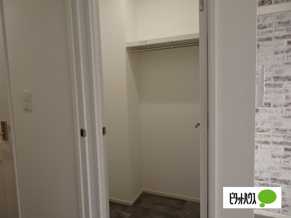 収納　（別室写真）