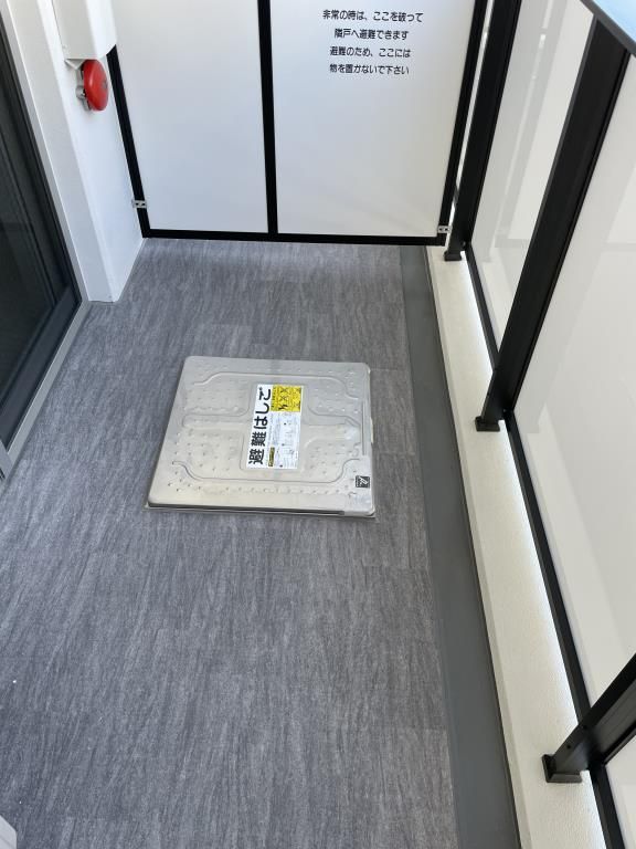 バルコニー　バルコニー