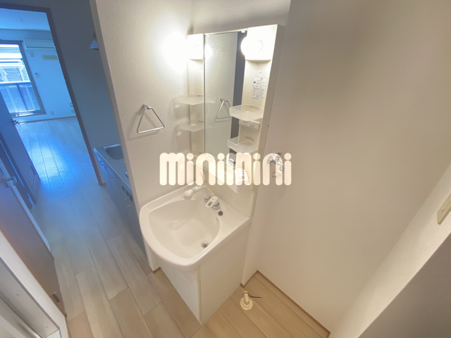 洗面設備　室内写真です。