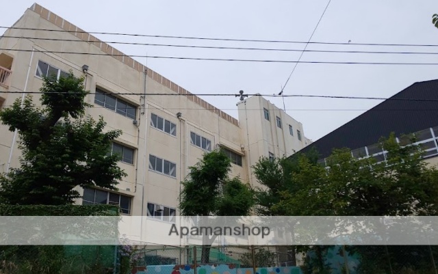 小学校　横浜市立瀬戸ケ谷小学校（小学校）まで1135m