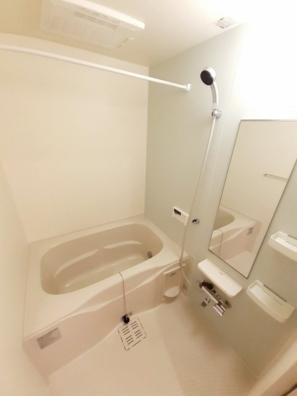 バス・シャワールーム　図面と現状に相違がある場合には現状を優先