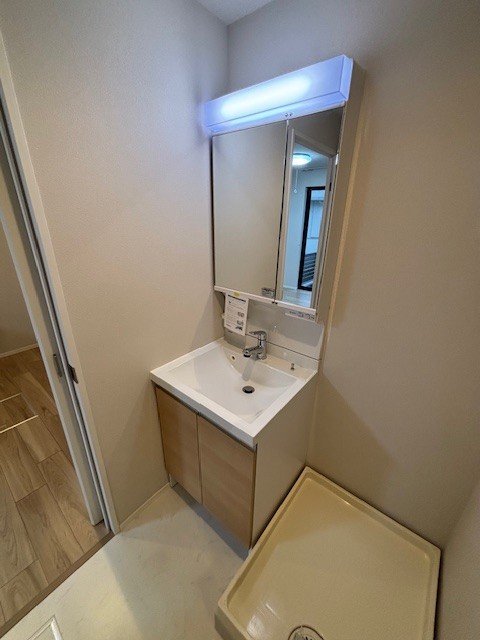 洗面設備　別号室・別間取りの参考写真です