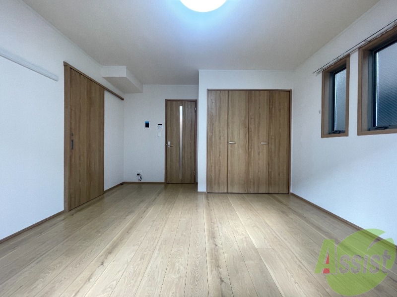 その他部屋・スペース　寝室は１Ｋタイプになりますので同部屋になります。