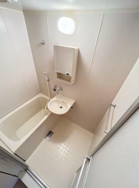 バス・シャワールーム　別部屋参考写真です