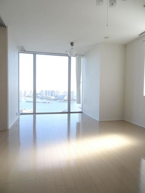 居室・リビング　※別部屋参考写真