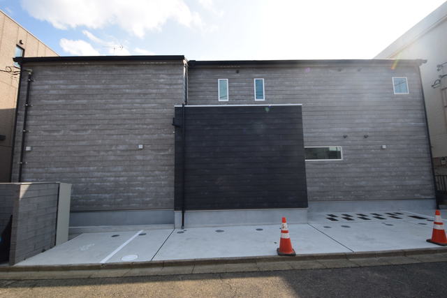 建物外観　～綺麗な外観ですっ～