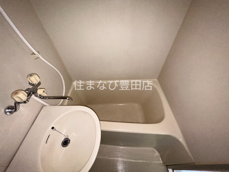 バス・シャワールーム　同型別部屋写真