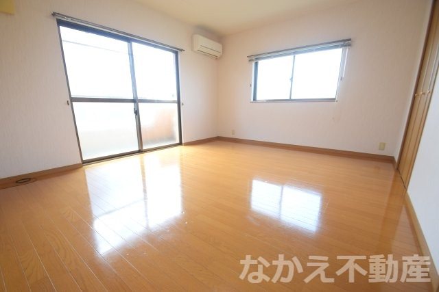 居室・リビング　ゆったりとした居間です