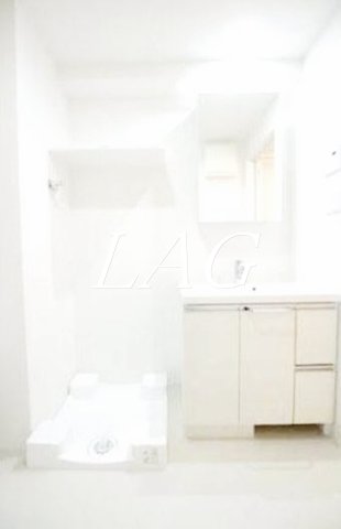 洗面設備　洗面台です。