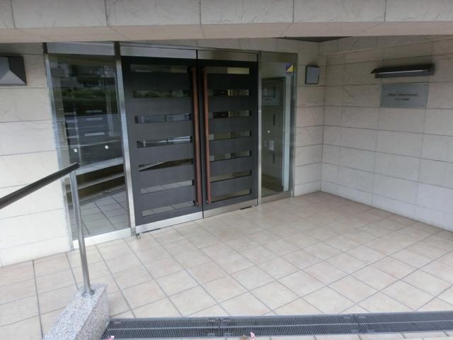 エントランス　★お洒落ななエントランススペースです★