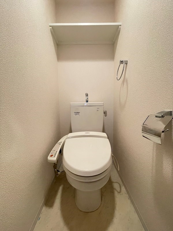 トイレ　シンプルで使いやすいトイレです