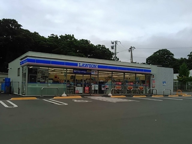 コンビニ　ローソン 上田岩下店（コンビニ）まで545m