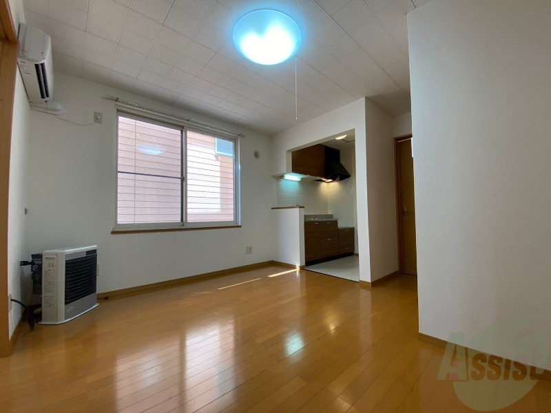 居室・リビング　広くてキレイなＬＤＫが広がっていて、充実した生活が送れそう。