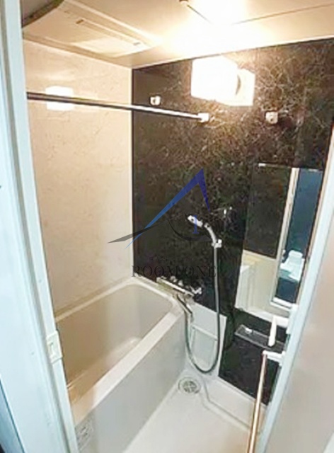 バス・シャワールーム　お風呂です。