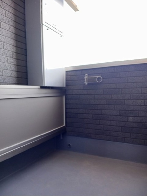 バルコニー　図面と現状に相違がある場合には現状を優先