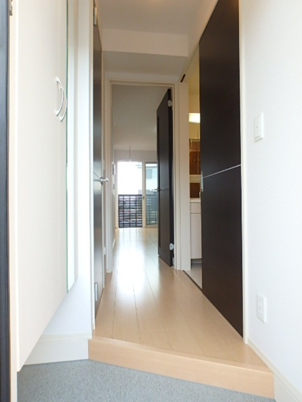 玄関　図面と現状に相違がある場合には現状を優先