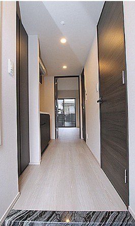玄関　※こちらのお写真は他部屋になり参考写真です※
