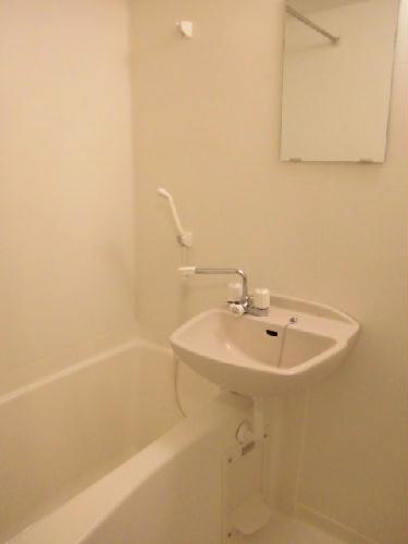 バス・シャワールーム　バス、トイレ別です。