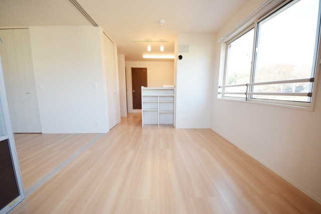 居室・リビング　～広々お部屋で気持ちいい～