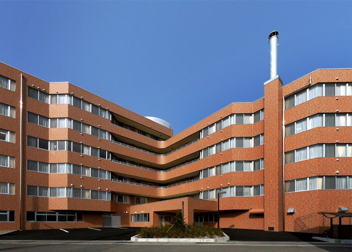 病院　サンピエール病院（病院）まで882m