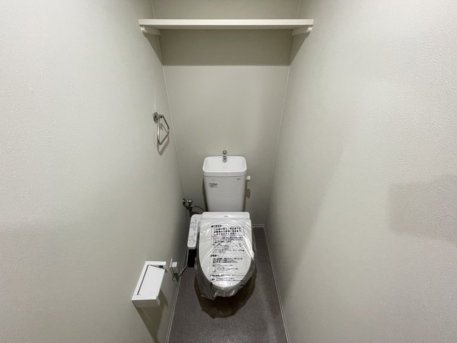 トイレ　別号室の写真です