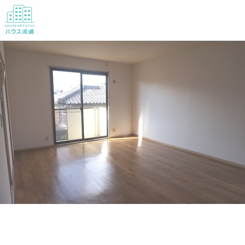 居室・リビング　※同タイプ別号室のお写真です