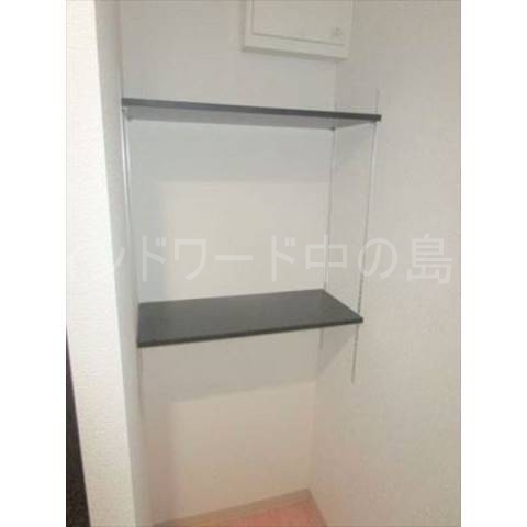 玄関　詳細は、ウィンドワード中の島までご相談下さい。