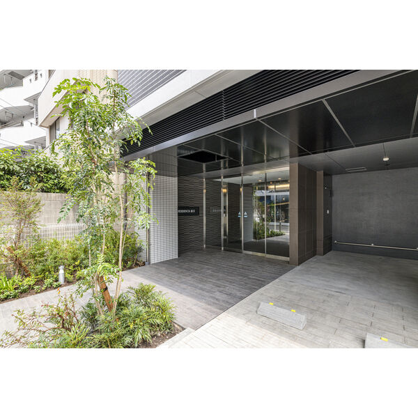 その他　エントランス