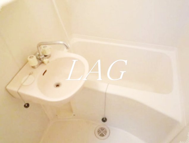 バス・シャワールーム　お風呂です。