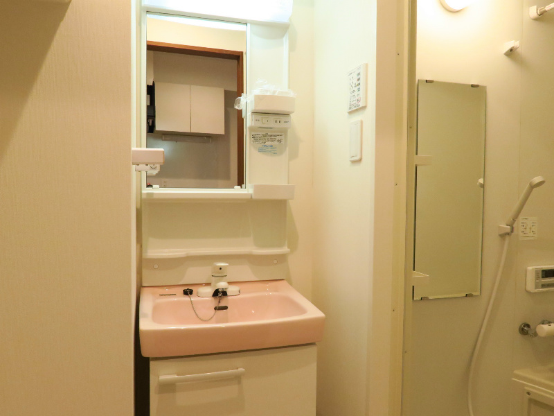 洗面設備　同型タイプ