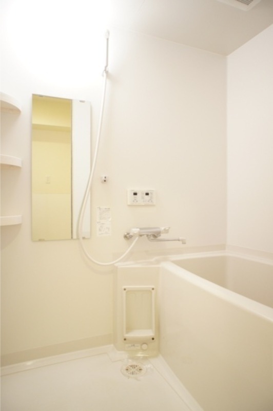 バス・シャワールーム　図面と現状に相違がある場合には現状を優先