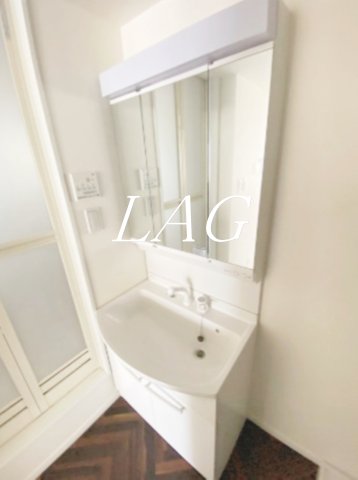 洗面設備　洗面台です。