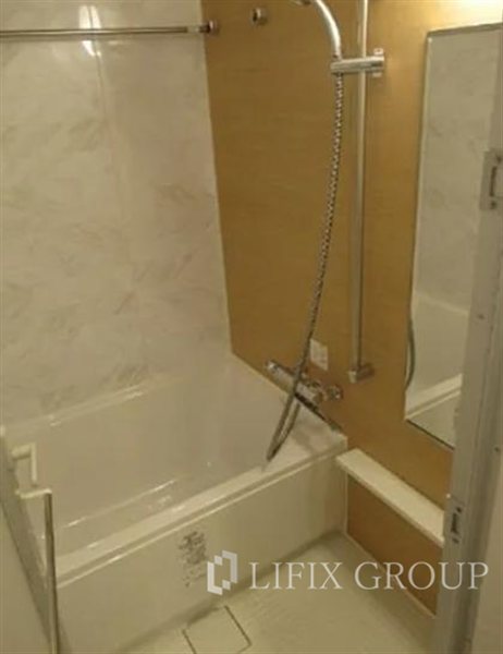 バス・シャワールーム　風呂