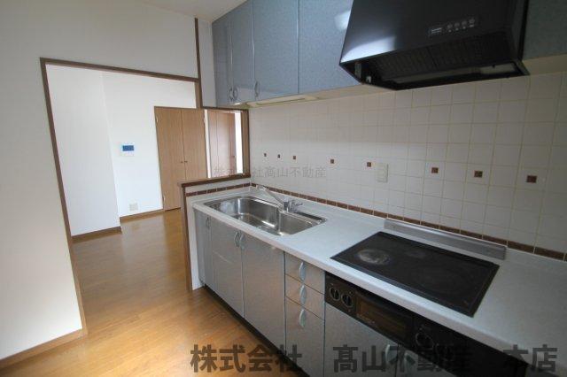 キッチン　内装については現状優先となります。